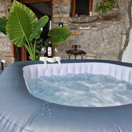 Sea View Ana With A Private Jacuzzi Opatija 아파트 *