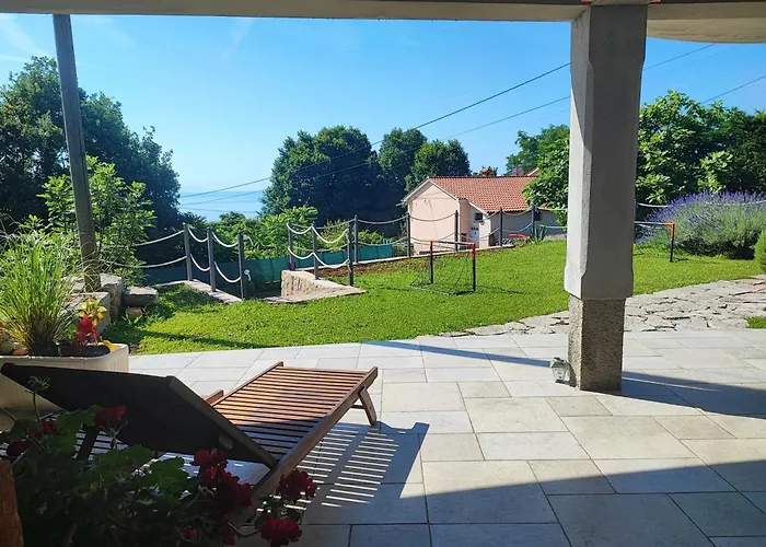 Sea View Ana With A Private Jacuzzi Opatija 公寓