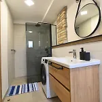 Sea View Ana With A Private Jacuzzi Opatija Apartamento Poljane